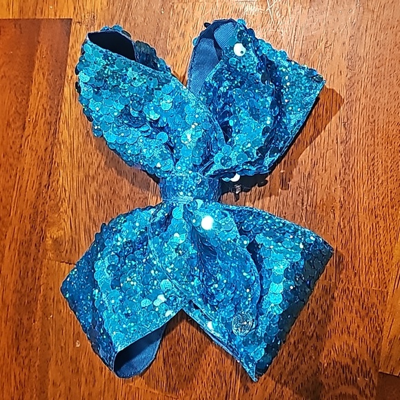 Like New girls JoJo Siwa blue/teal sequined large bow. BEAUTIFUL - Picture 4 of 4